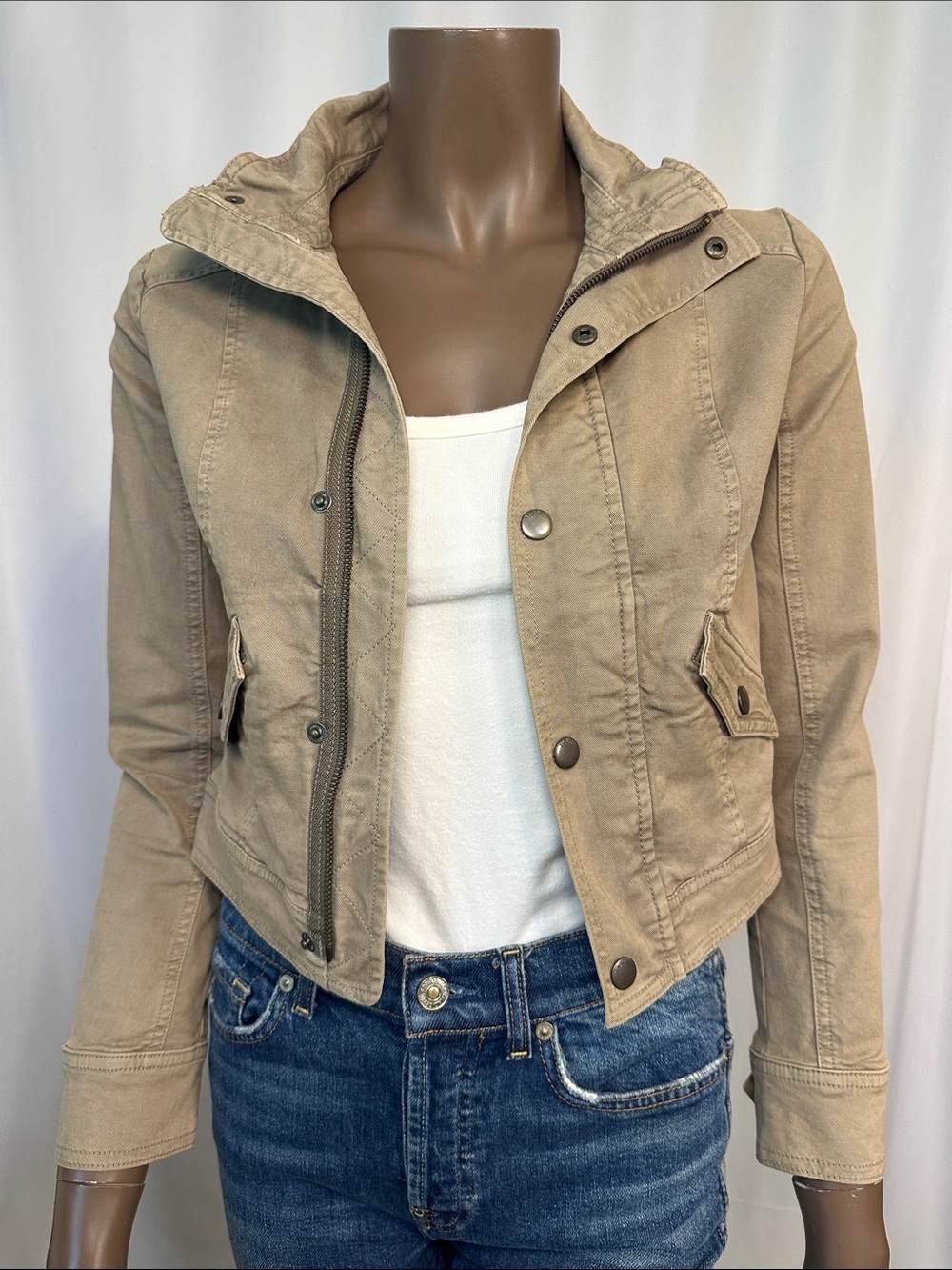 Aritzia TNA Military Style Cropped Utility Jacket with Hood